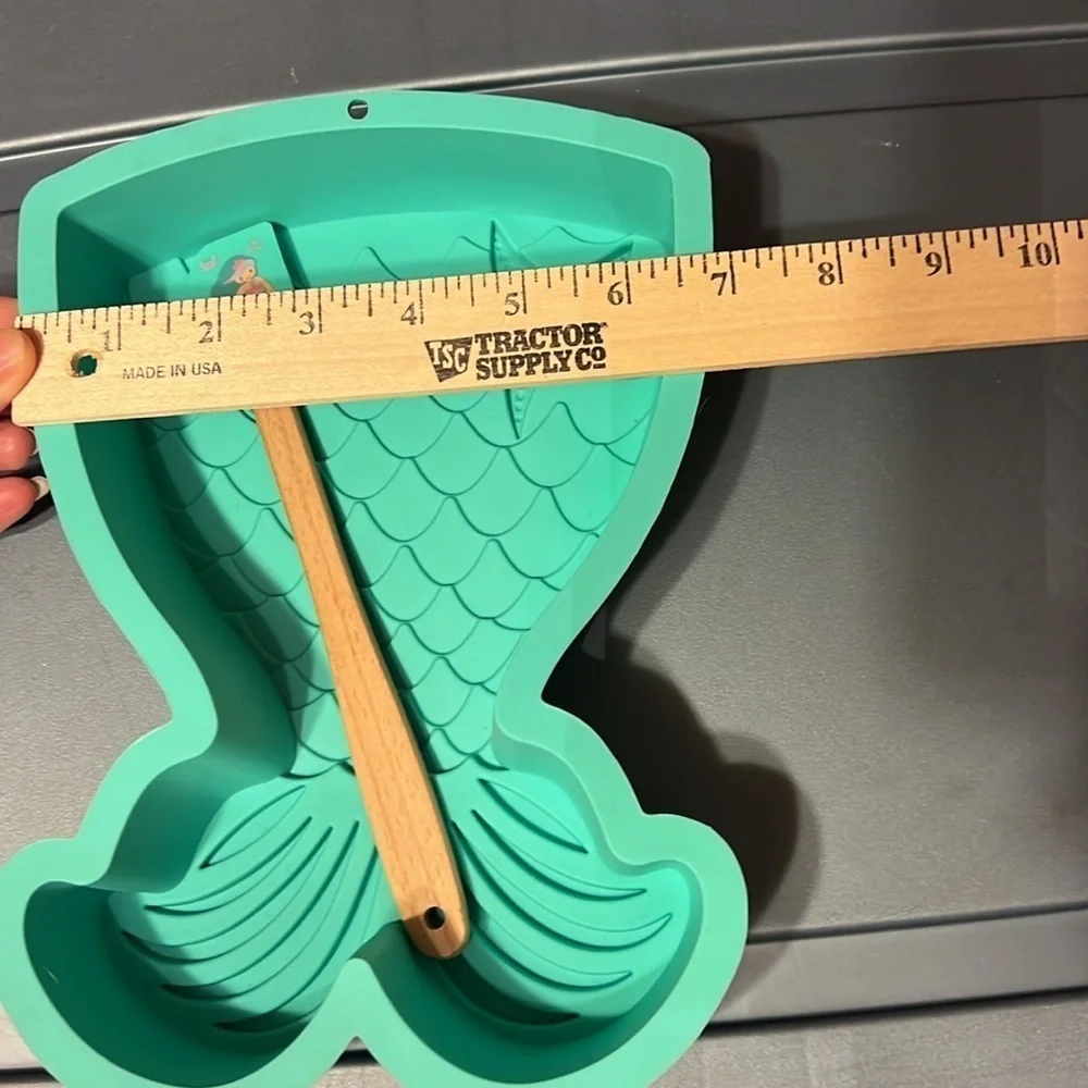 Whimsical Mermaid Tail Starfish 3D Silicone Cake Mold Pan